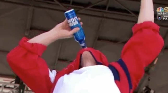 tj-oshie-chugs-beer-through-jersey.jpg